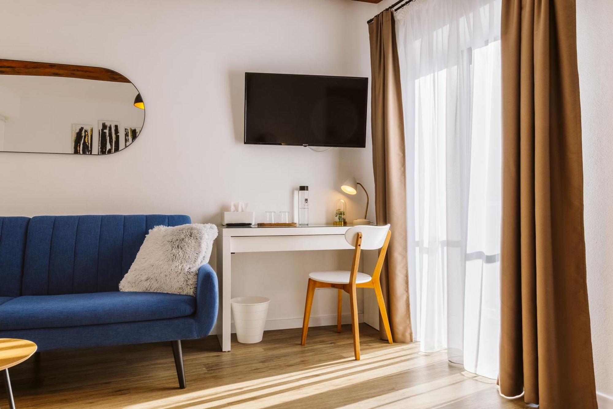 Отель Townhouse Boutique Сибиу Экстерьер фото